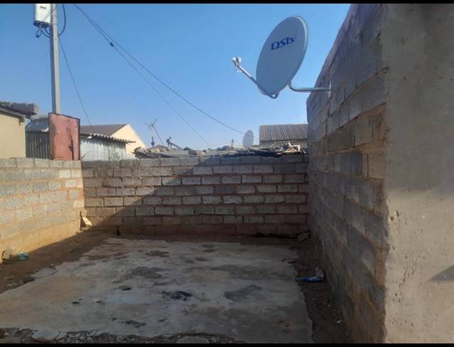 2 BEDROOM HOUSE FOR SALE IN GREENFIELD